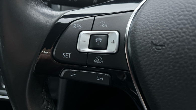 Volkswagen Golf 1.4 TSI SE 5dr Petrol Hatchback